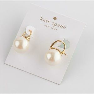💋 NEW KATE SPADE PEARL DROP EARRINGS